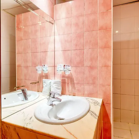 Nord Est Hotel 3*